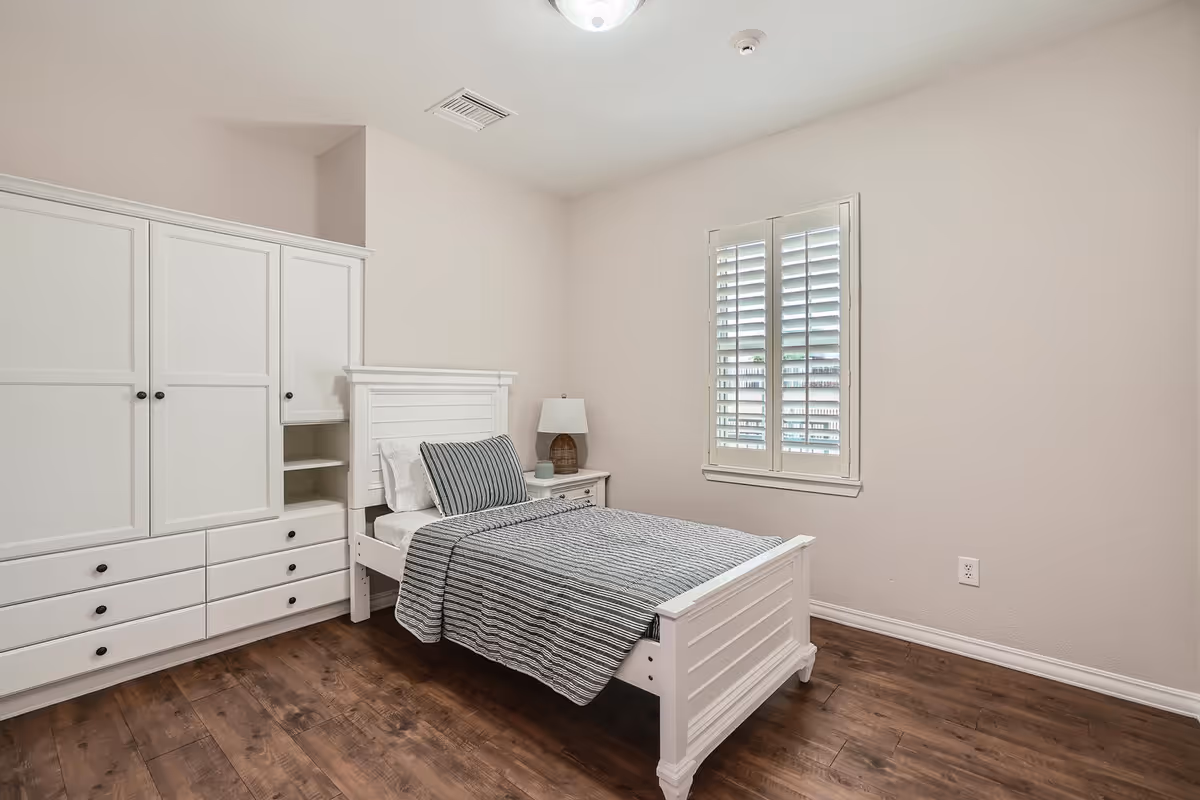 Photo 9 of OneStone Oak Senior Living