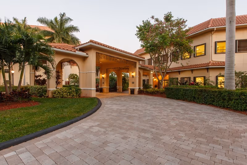 Photo 2 of Oakbridge Terrace Assisted Liv Res At Edgewater At Boca Pointe
