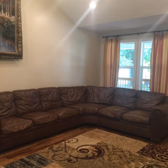 Photo 3 of Oakview Senior Care