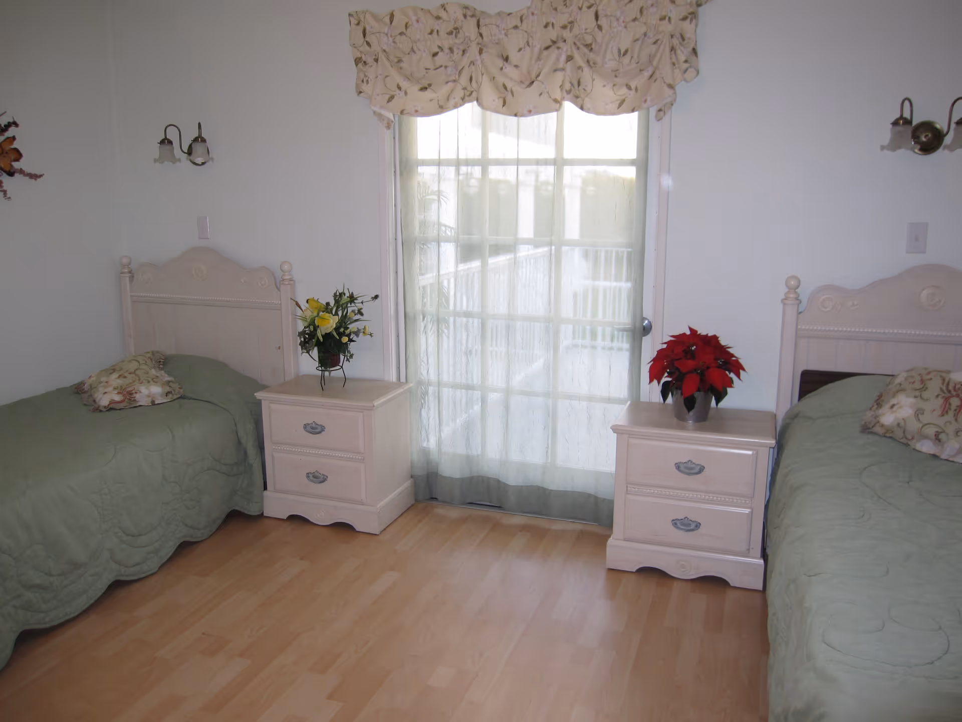 Photo 11 of Cottage At Artesia Gardens