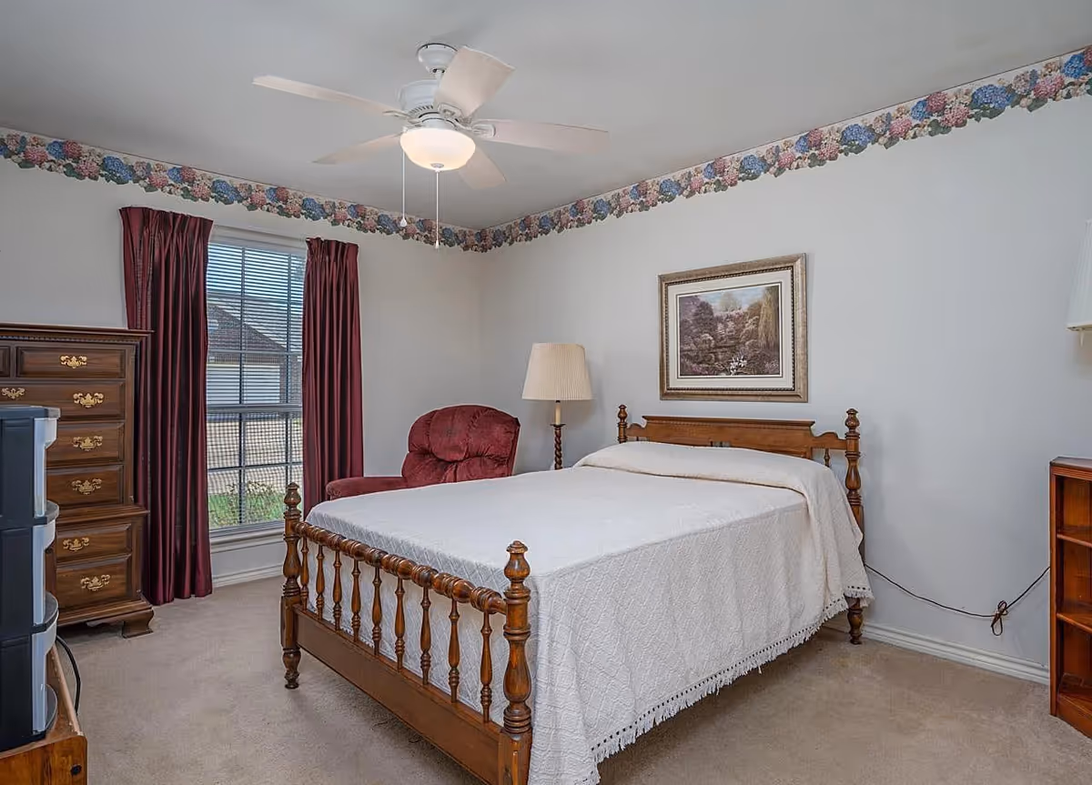 Photo 7 of Reunion Inn Assisted Living