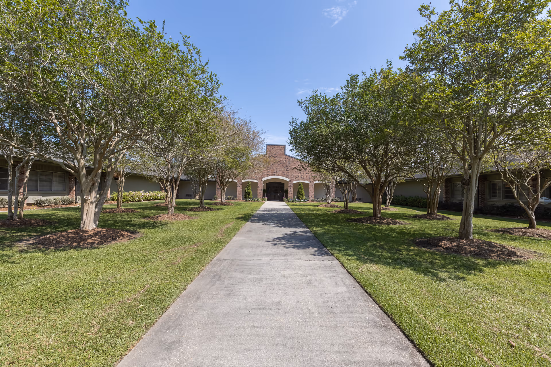 Photo of The Oaks of Houma