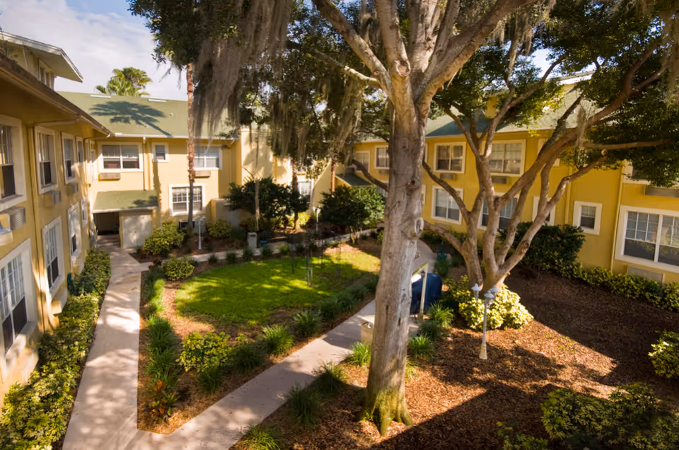 Photo 3 of The Gardens of Lake Alfred