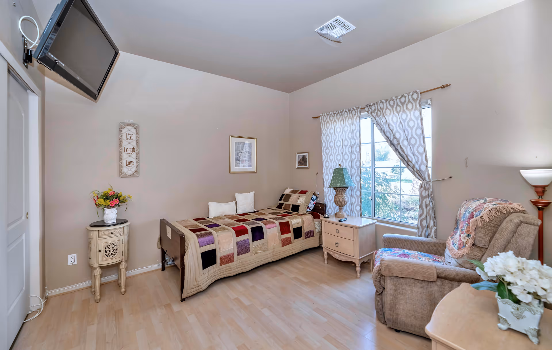 Photo 7 of The Sierra's Assisted Living
