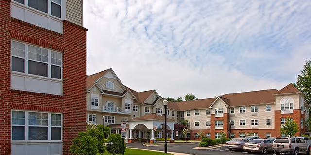 Photo 4 of Hampshire Village
