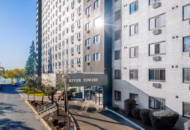 Photo 3 of River Towers