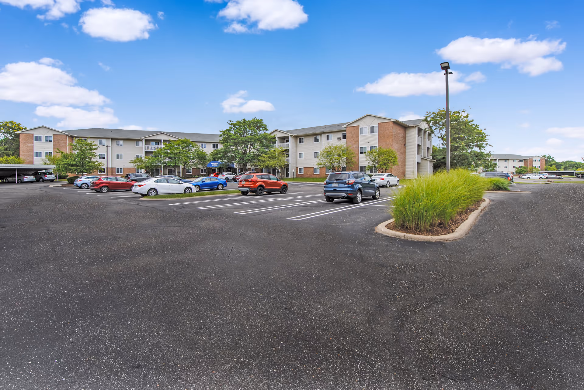 Photo 2 of Parkside of Livonia