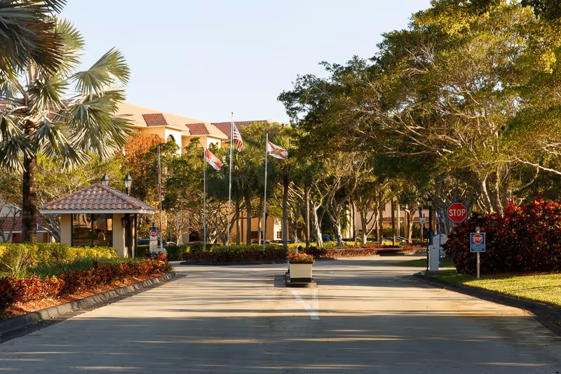 Photo 5 of Oakbridge Terrace Assisted Liv Res At Edgewater At Boca Pointe