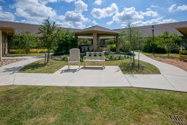 Photo 11 of Legend Oaks Healthcare and Rehabilitation - Fort Worth