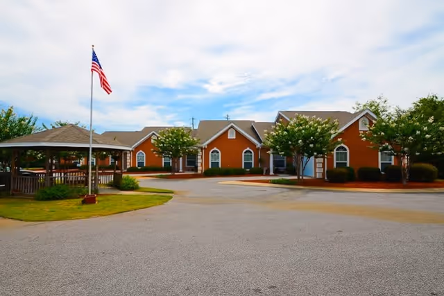 Photo 2 of Charter Senior Living of Panama City Beach