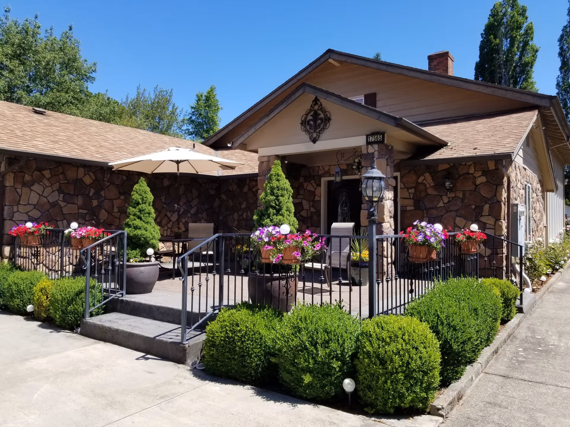 Photo of The White Piano Senior Home