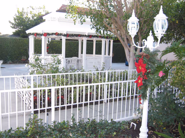 Photo 5 of Cottage At Artesia Gardens