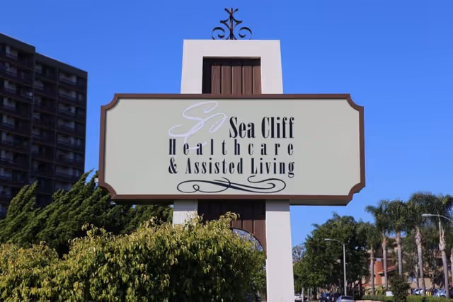 Photo 2 of Sea Cliff Healthcare Center