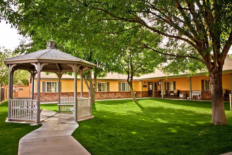 Photo 2 of Cottages at Peoria