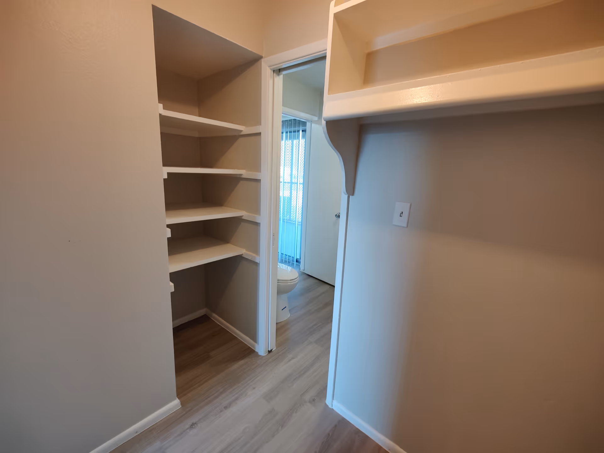 Photo 4 of Albany Apartments