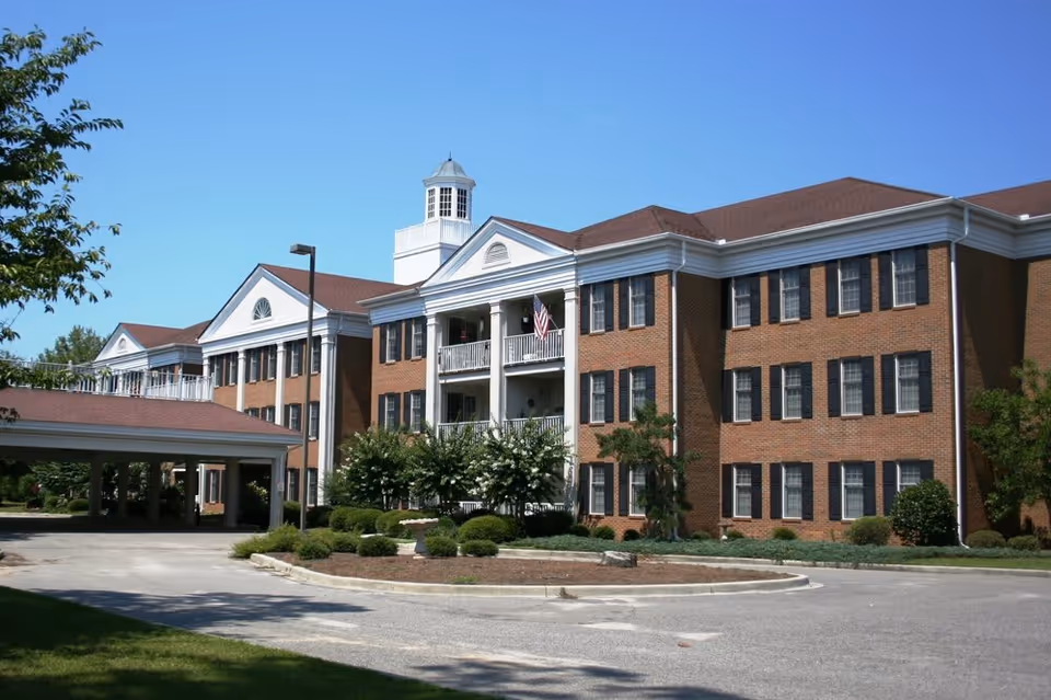 Photo 3 of The Oaks Independent Living