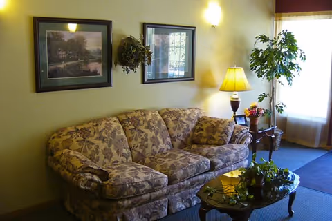 Photo 11 of Madison Pointe Senior Living