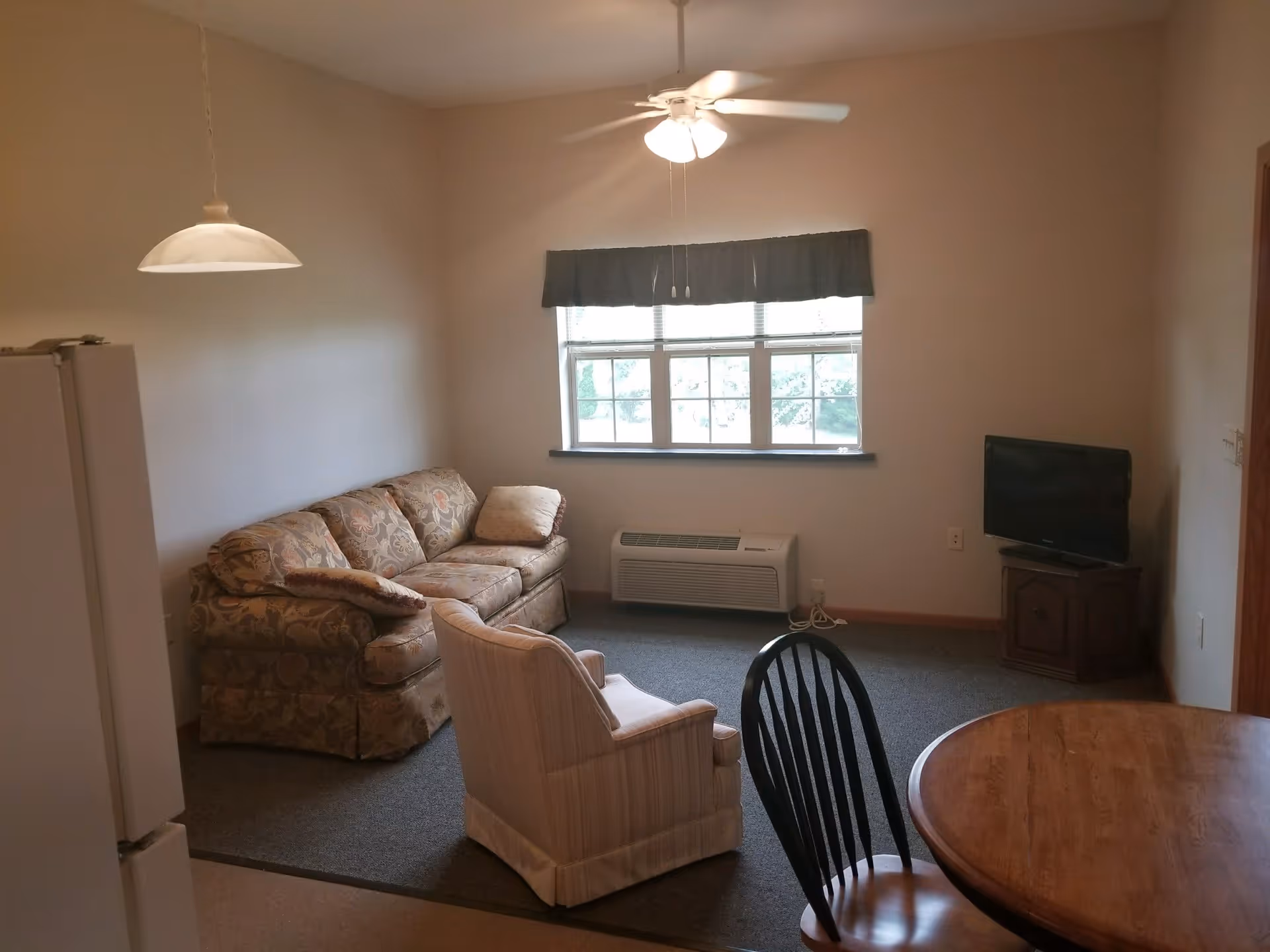 Photo 13 of Parker Place Retirement Community