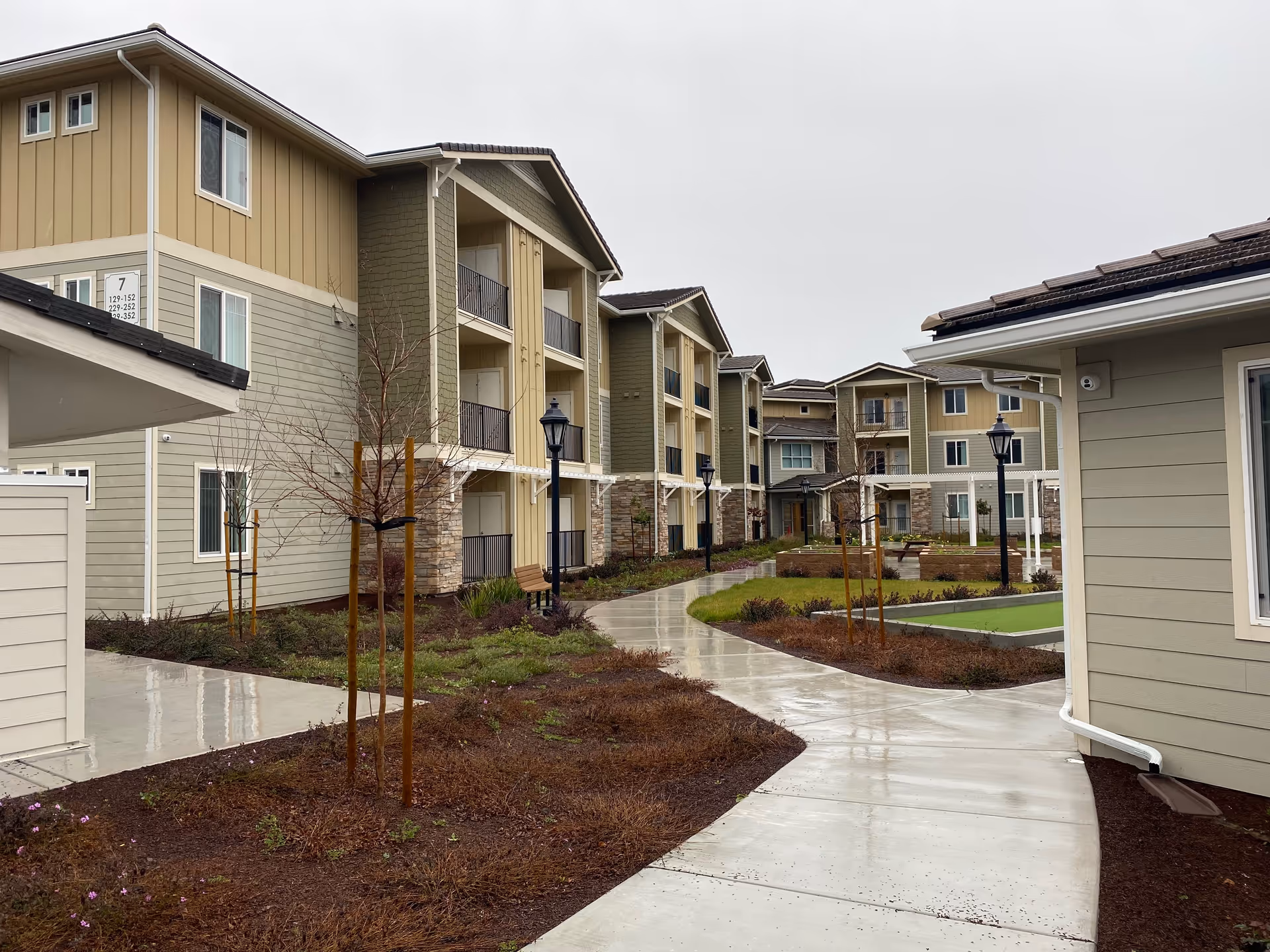 Photo 2 of Glen Loma Apartments