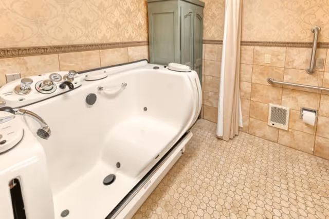 Photo 13 of Cedar Creek of Bloomington Memory Care