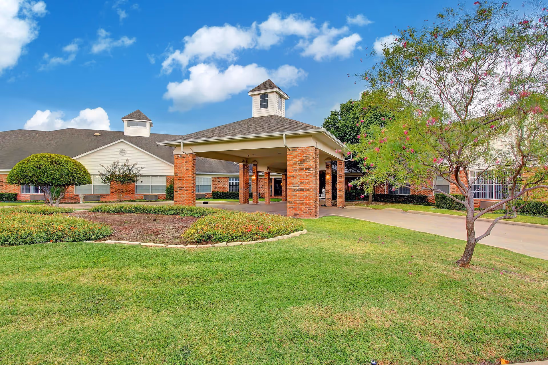 Photo of Crestwood Health and Rehabilitation Center
