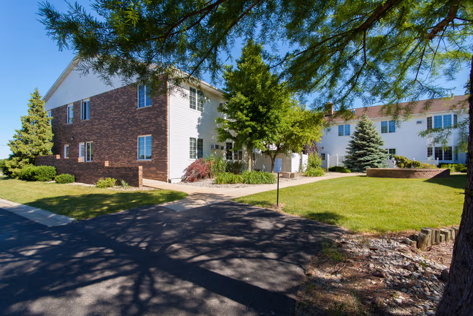 Photo of Countryside Manor