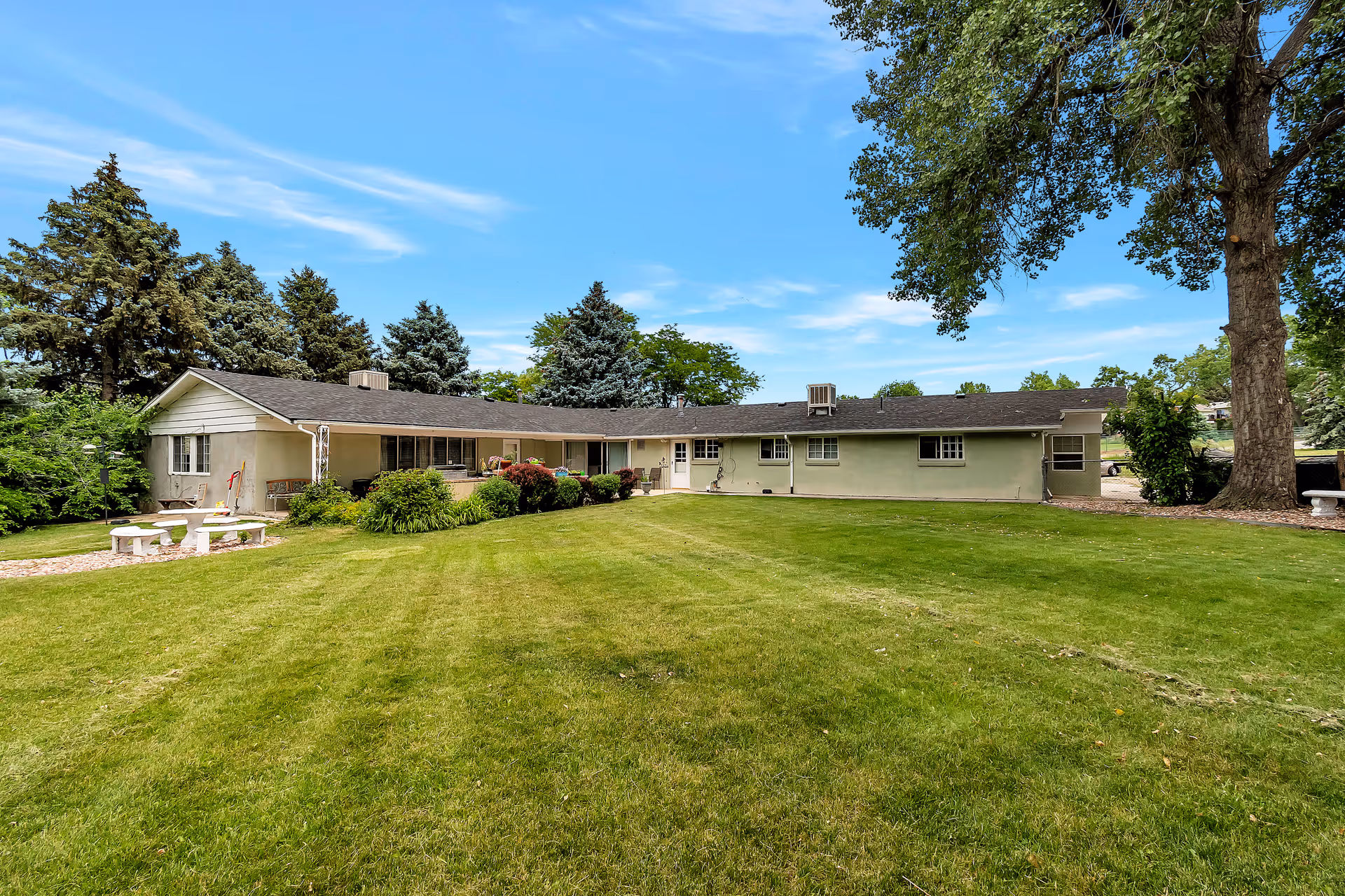 Photo 2 of Gardens Care Senior Living - Indian Tree