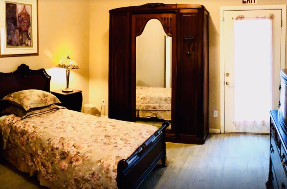 Photo 3 of Villa Natomas Elderly Care