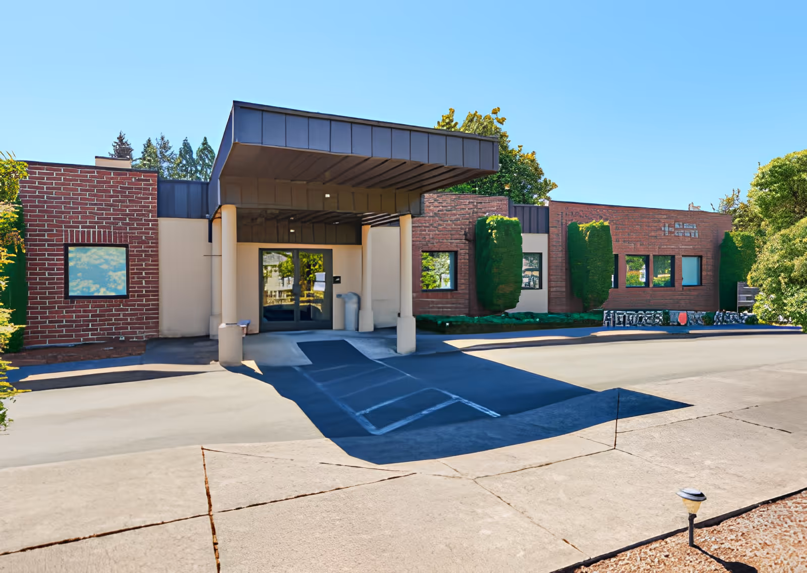 Photo 7 of Elliott Residence