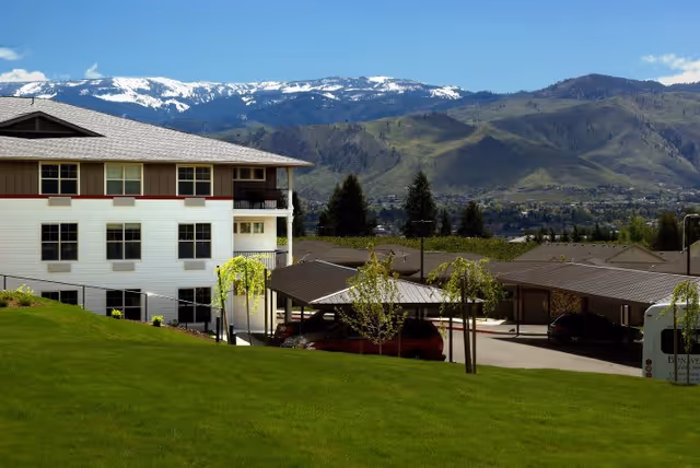 Photo 4 of Bonaventure of East Wenatchee
