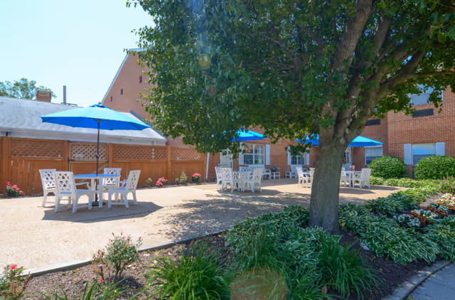 Photo of Lakeside Senior Living