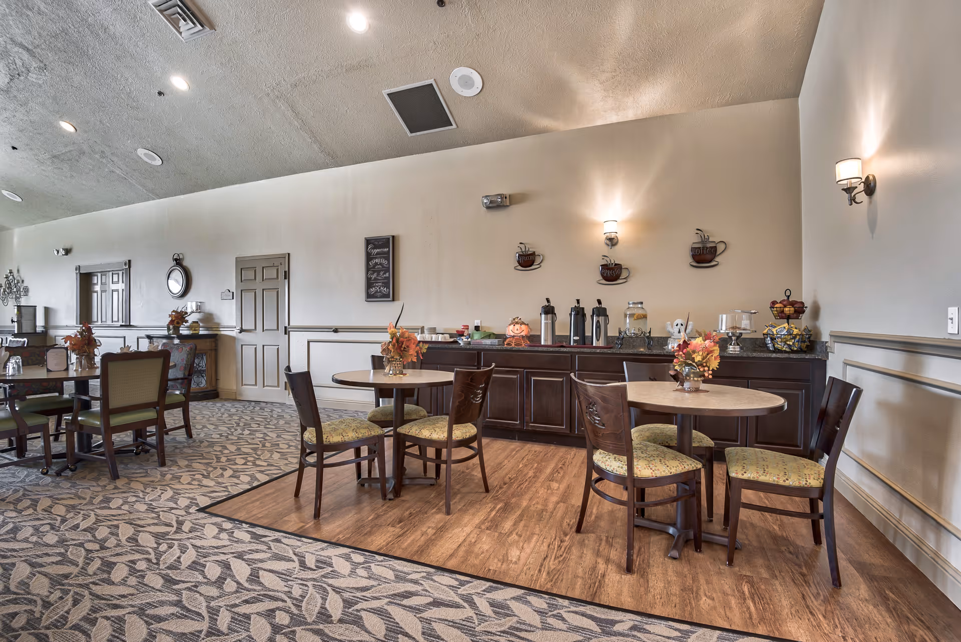 Photo 16 of Oak Pointe Assisted Living
