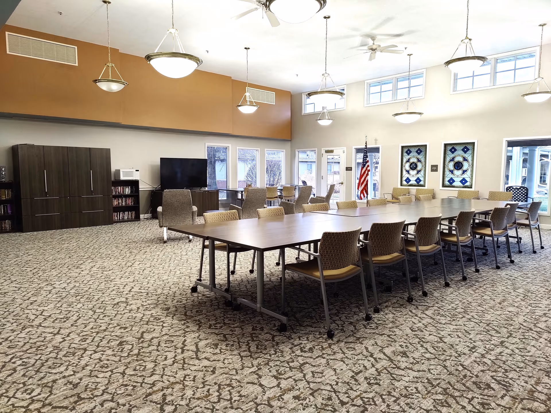 Photo 3 of Colonial Oaks Senior Living at Leawood