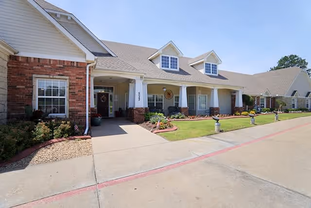 Photo 2 of Oxford Springs Tulsa Memory Care