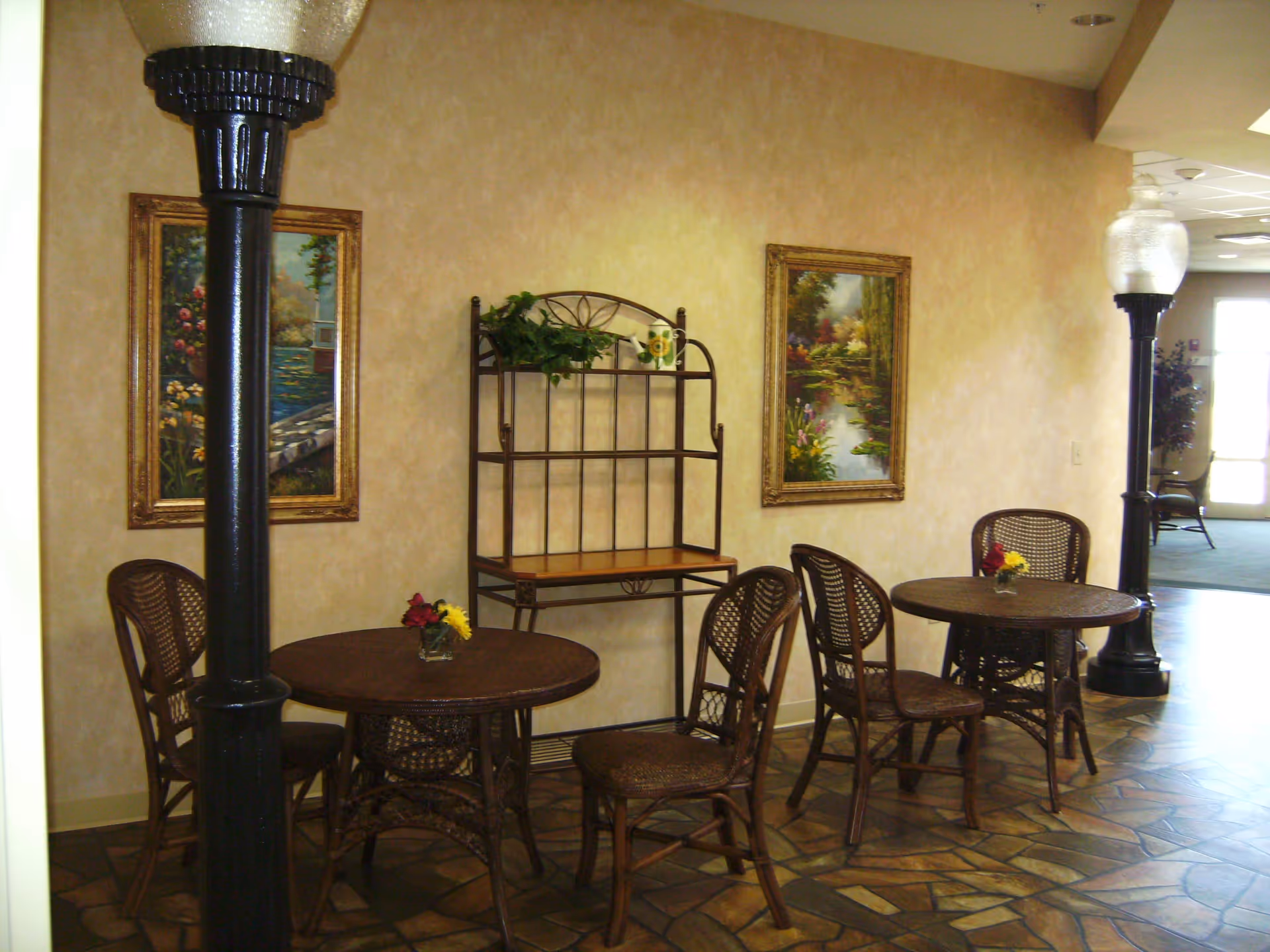 Photo 7 of The Willows at Bellevue