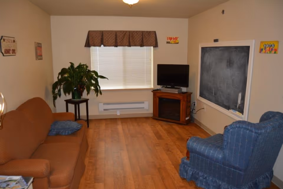 Photo 5 of Courtyard Estates at Hawthorne Crossing