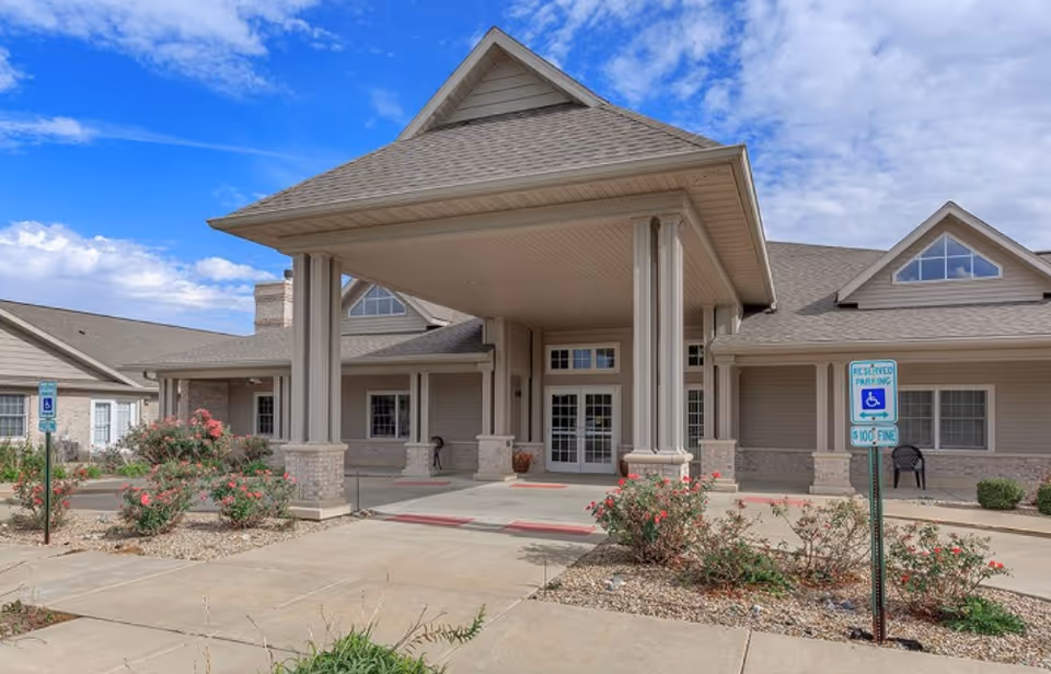 Photo of Rochester Estates Senior Living