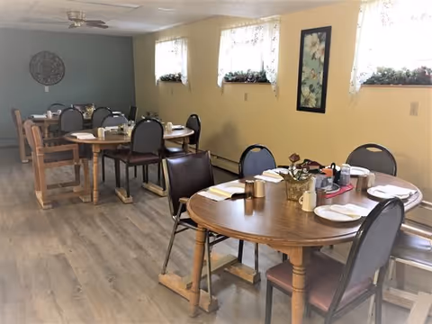 Photo 4 of Freeman Regional Assisted Living