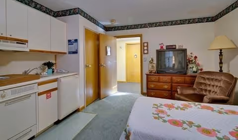 Photo 21 of Jefferson Gardens Senior Living