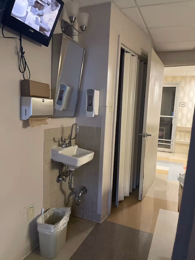 Photo 4 of Woodcrest Rehab & Residential H C Center