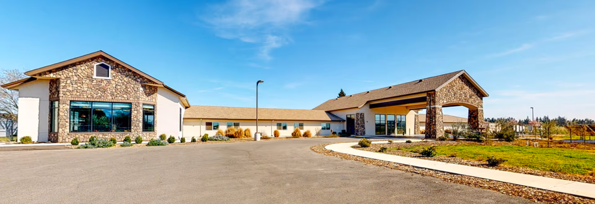 Photo of Emerald Oaks Inc