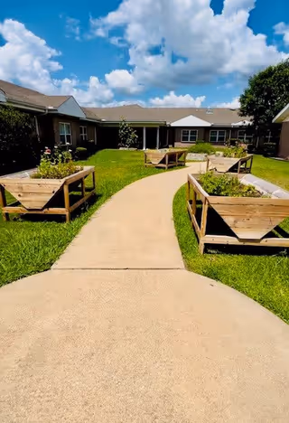 Photo 9 of Bluebonnet Court