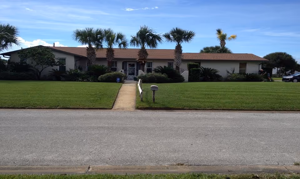 Photo of Silver Manor