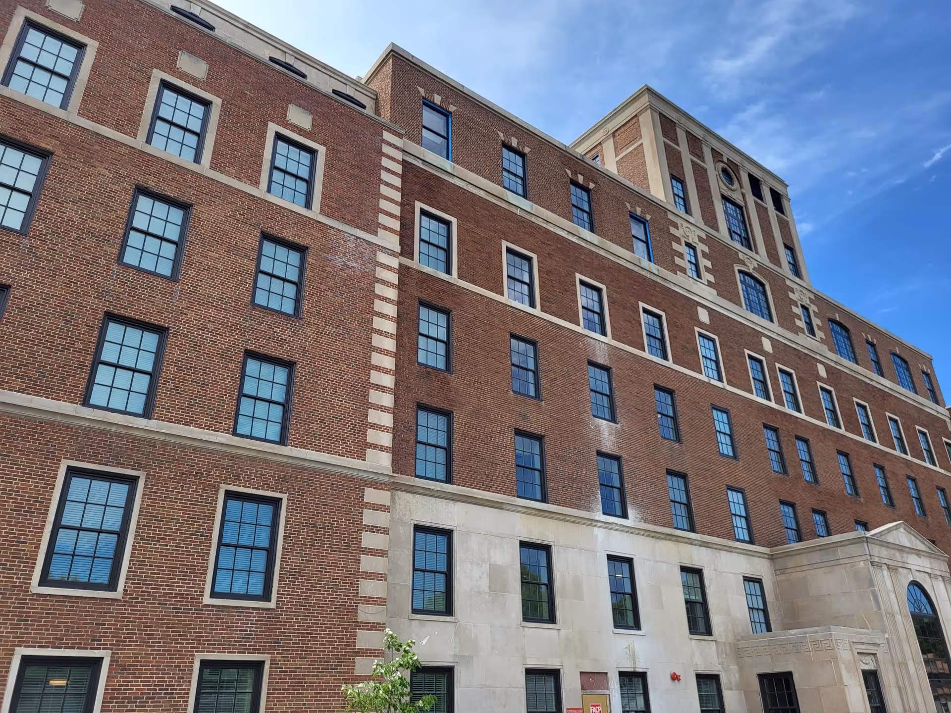 Photo 2 of Bardwell Residences