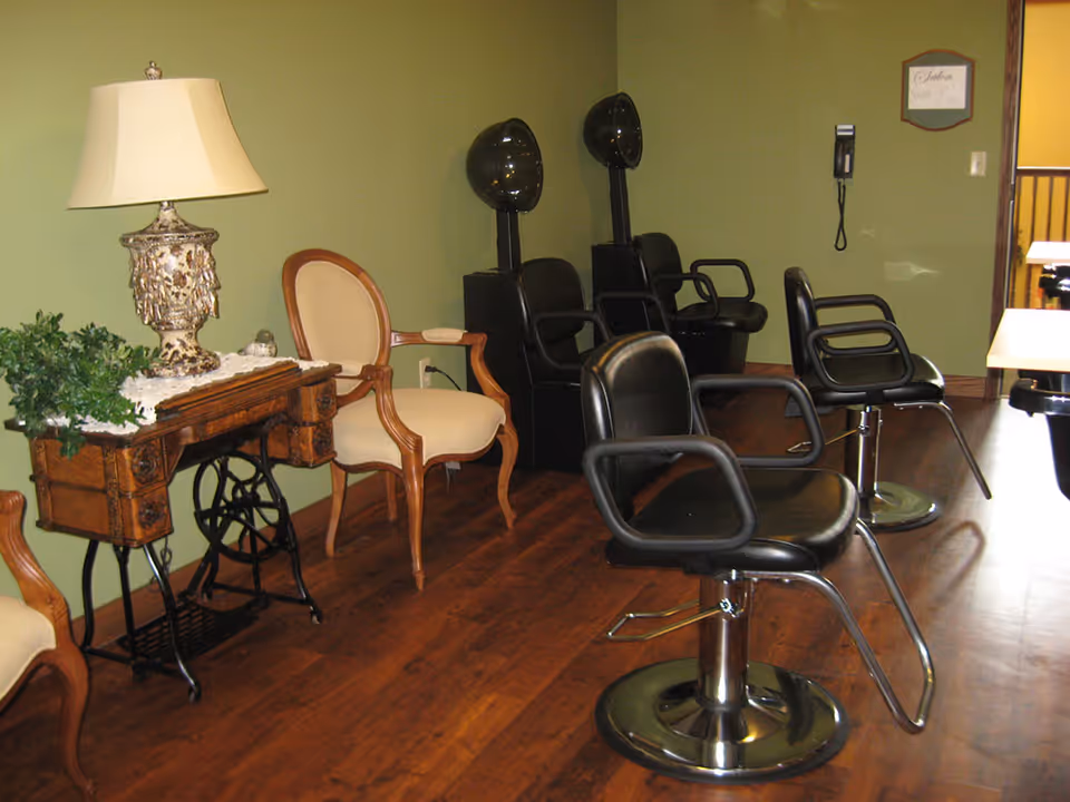 Photo 2 of Castle Manor: Supportive Living