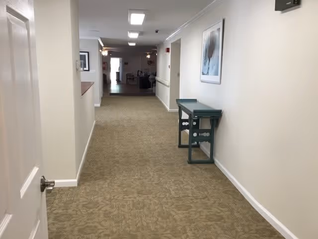 Photo 13 of Cambridge Pointe