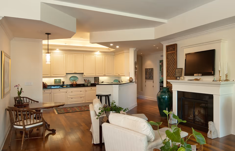 Photo 9 of Chateau At Moorings Park