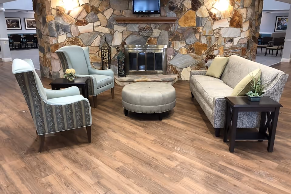 Photo 6 of Royalton Woods