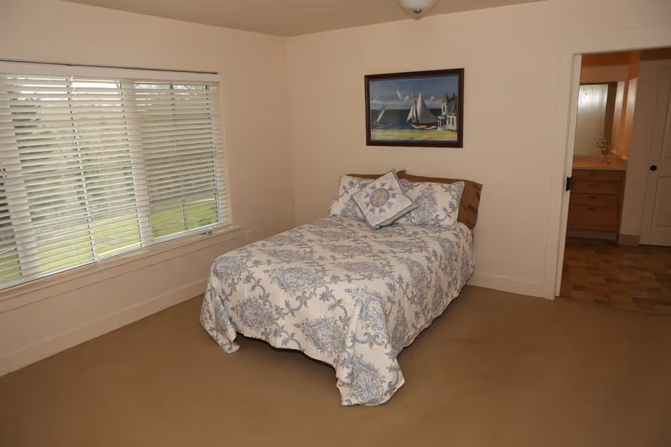 Photo 19 of Redmond Heights Senior Living