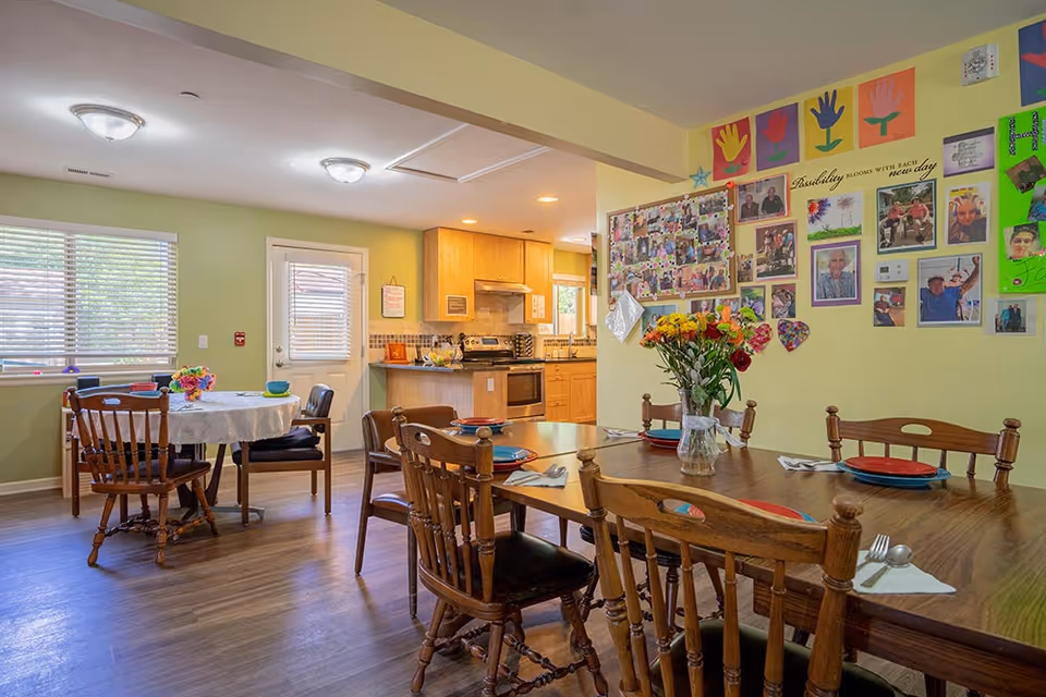 Photo 4 of Jaxpointe Assisted Living at Holland St Memory Care Home